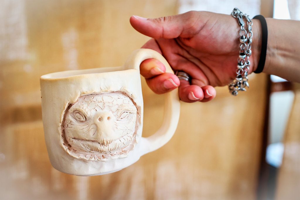 Reflecting the Spirit of the Galápagos Islands in Ceramic Artistry