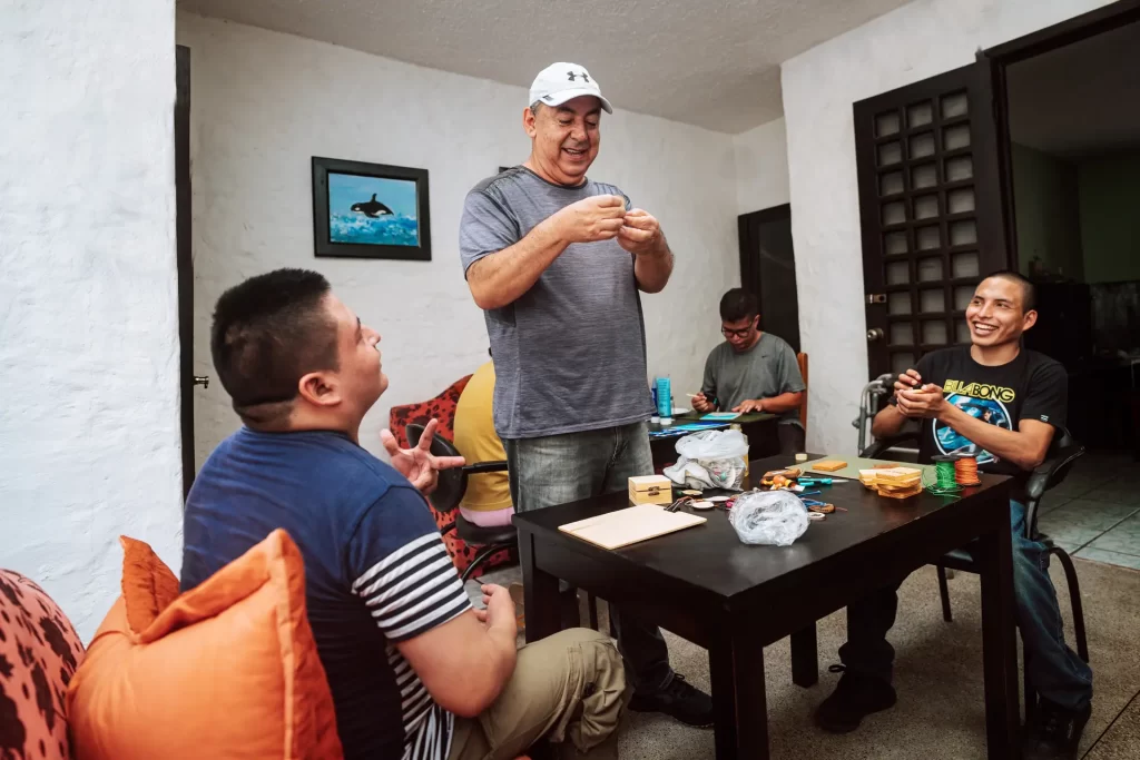 Promoviendo la Inclusión para Jóvenes Talentosos con Discapacidades en Galápagos